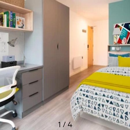 Canvas The Malthouse Hostel Bristol Bagian luar foto
